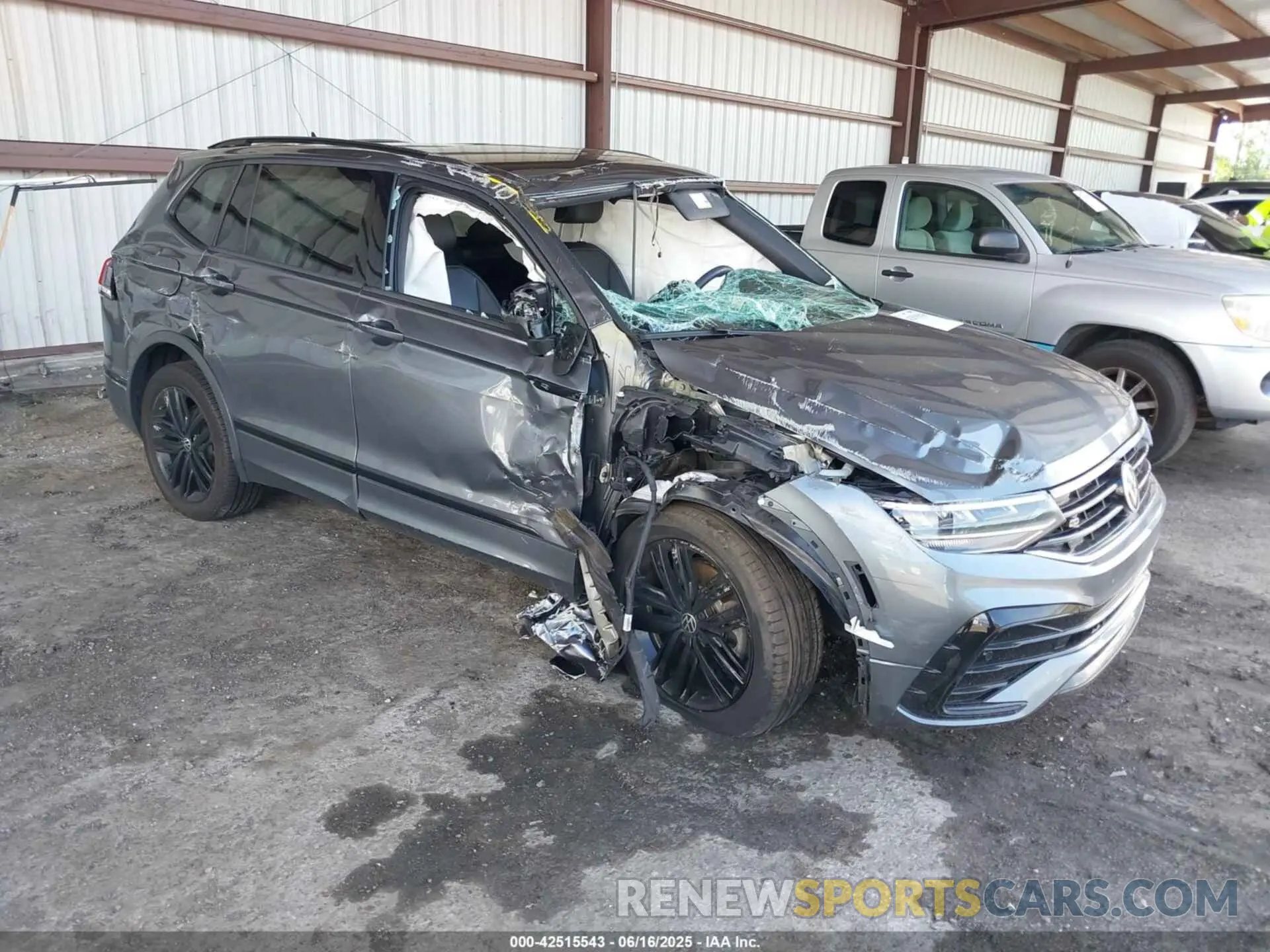 1 Фотография поврежденного автомобиля 3VVCB7AXXNM091425 VOLKSWAGEN TIGUAN 2022