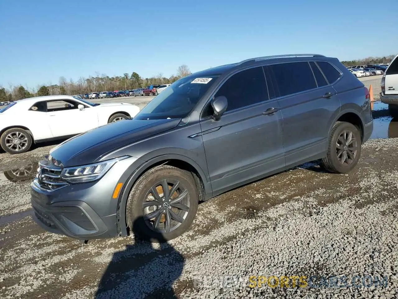 1 Фотография поврежденного автомобиля 3VV3B7AX2PM032503 VOLKSWAGEN TIGUAN 2023