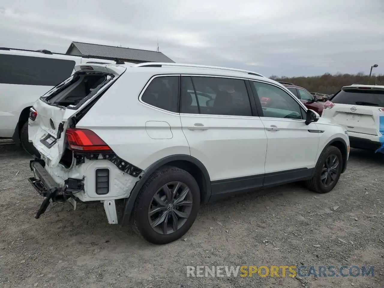 3 Фотография поврежденного автомобиля 3VV3B7AX2PM115140 VOLKSWAGEN TIGUAN 2023