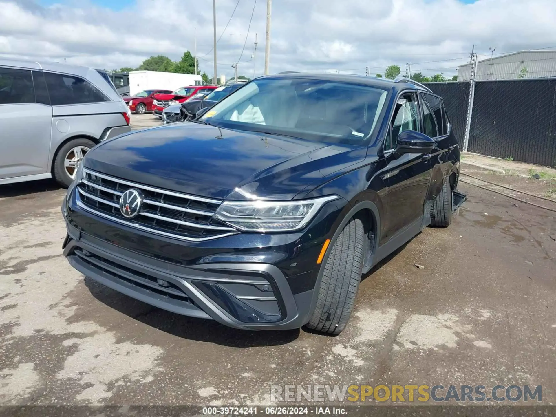 2 Фотография поврежденного автомобиля 3VV3B7AX4PM136264 VOLKSWAGEN TIGUAN 2023