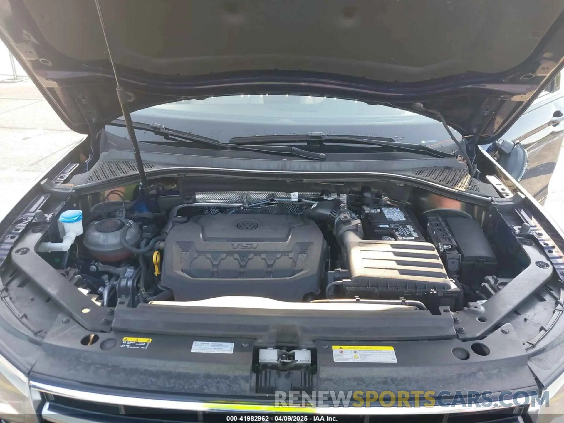 10 Фотография поврежденного автомобиля 3VV3B7AX8PM056465 VOLKSWAGEN TIGUAN 2023