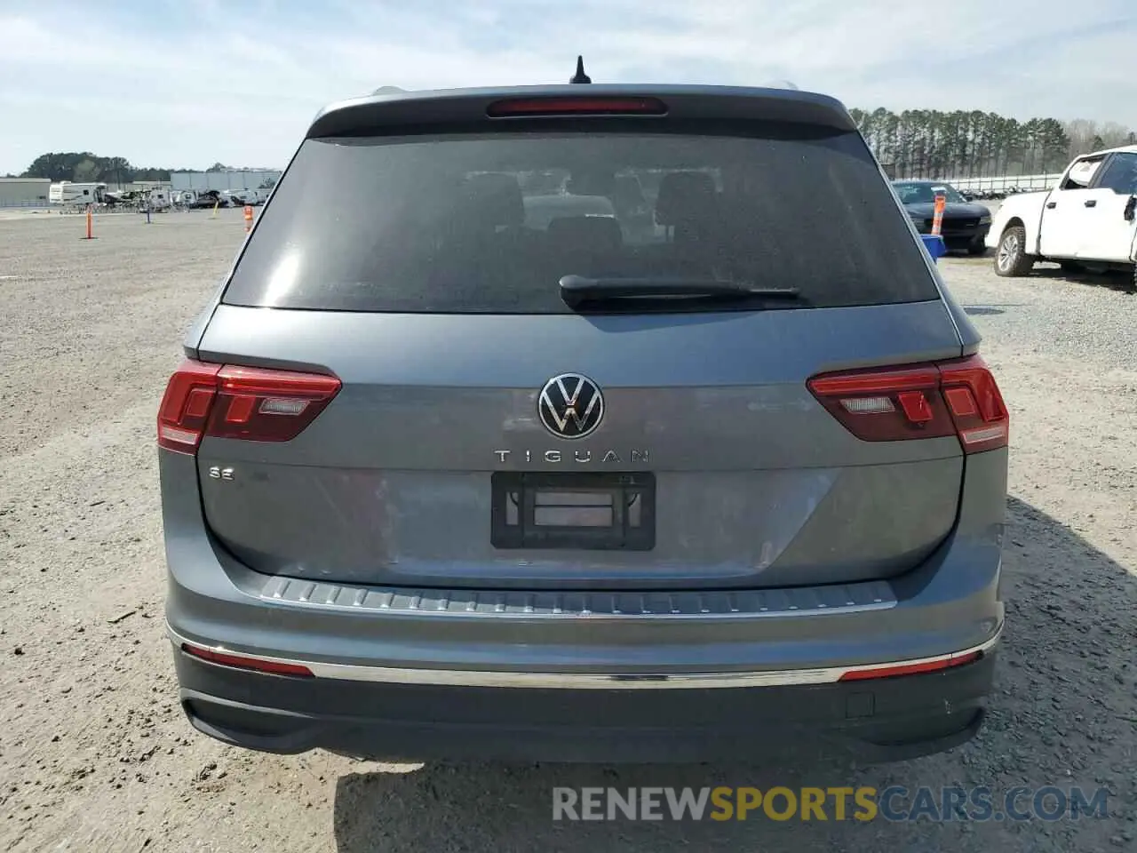 6 Photograph of a damaged car 3VV3B7AXXPM055723 VOLKSWAGEN TIGUAN 2023