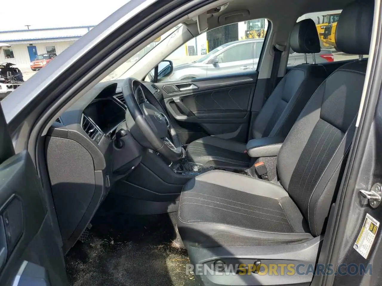 7 Photograph of a damaged car 3VV3B7AXXPM055723 VOLKSWAGEN TIGUAN 2023