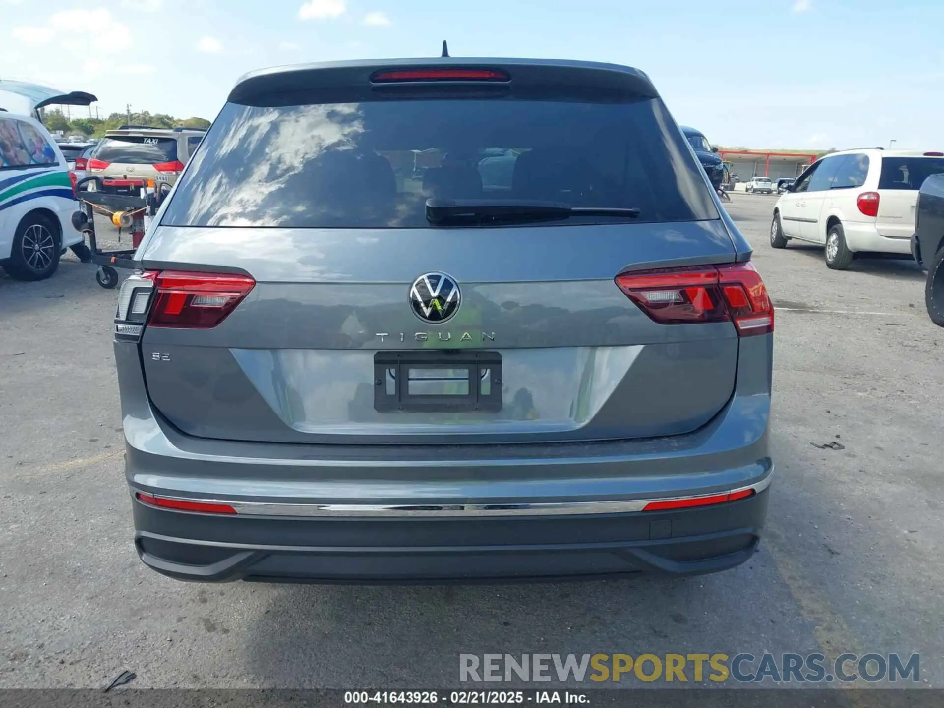 15 Фотография поврежденного автомобиля 3VV3B7AXXPM056659 VOLKSWAGEN TIGUAN 2023