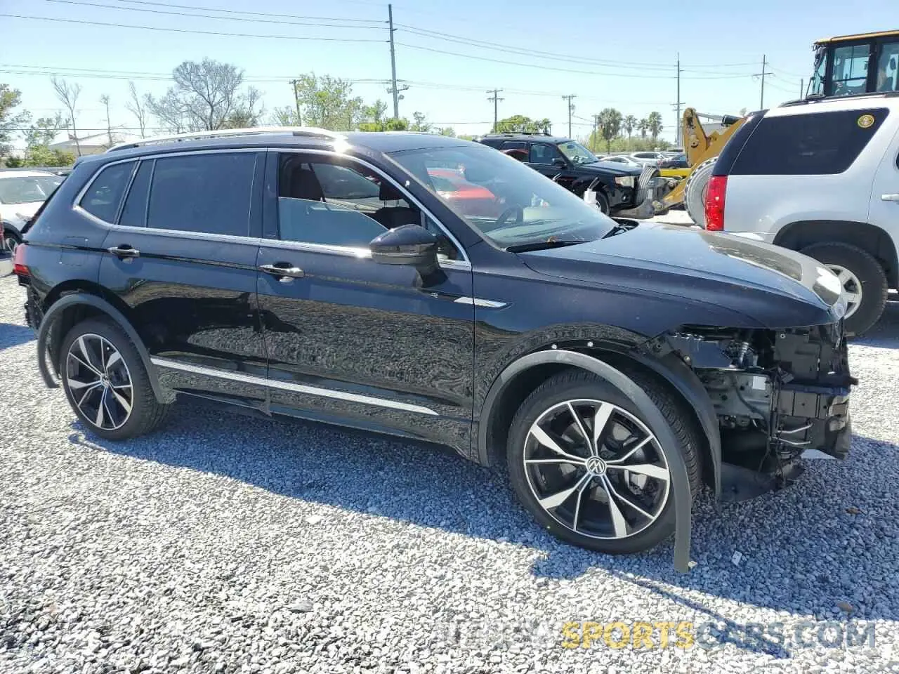 4 Фотография поврежденного автомобиля 3VV4B7AX0PM106487 VOLKSWAGEN TIGUAN 2023