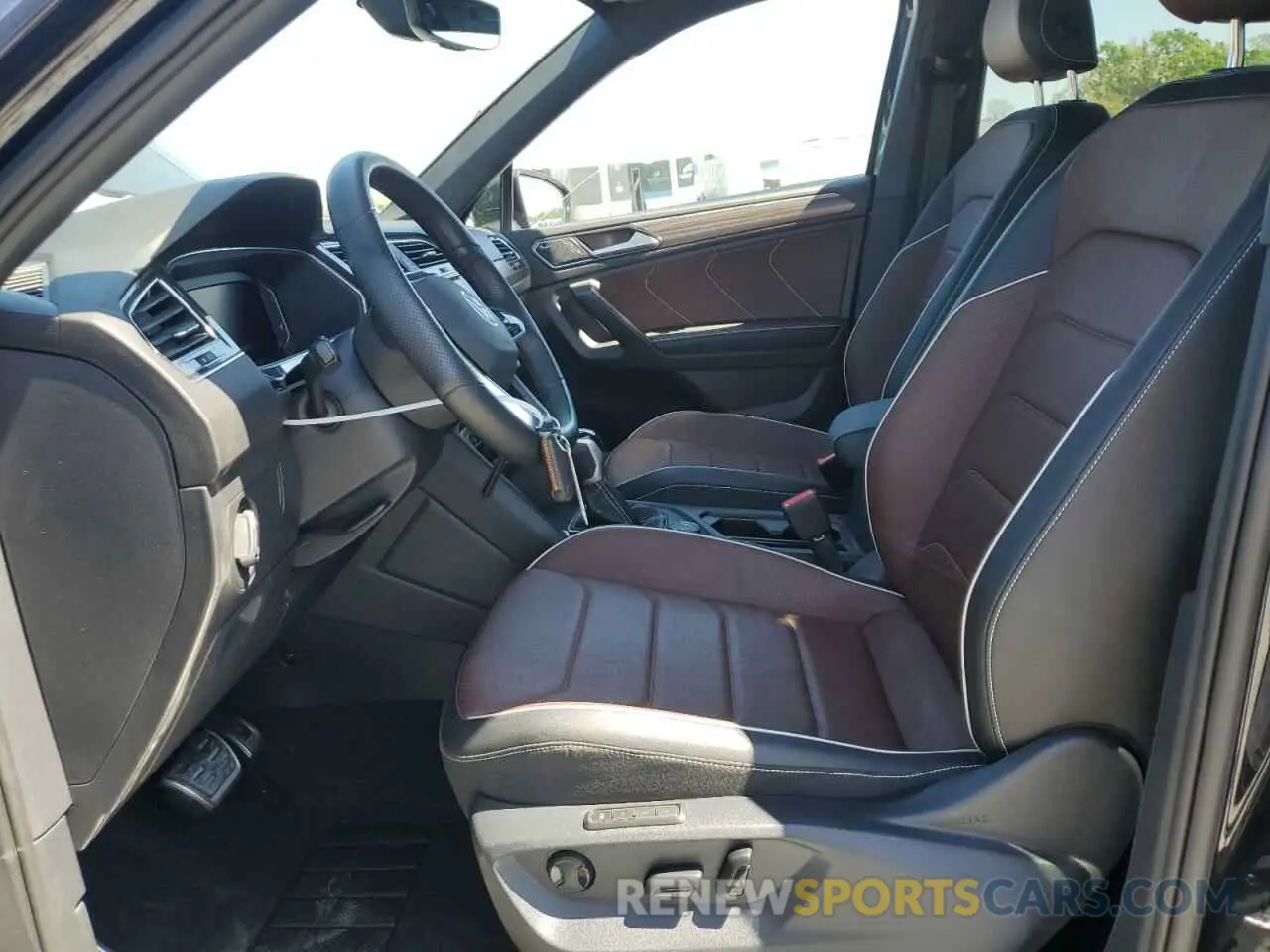 7 Фотография поврежденного автомобиля 3VV4B7AX0PM106487 VOLKSWAGEN TIGUAN 2023