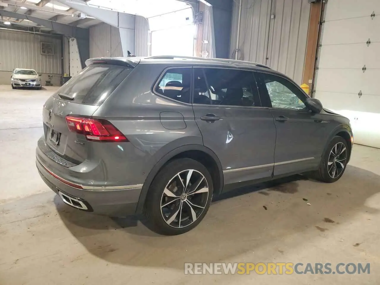 3 Фотография поврежденного автомобиля 3VV4B7AX3PM072402 VOLKSWAGEN TIGUAN 2023