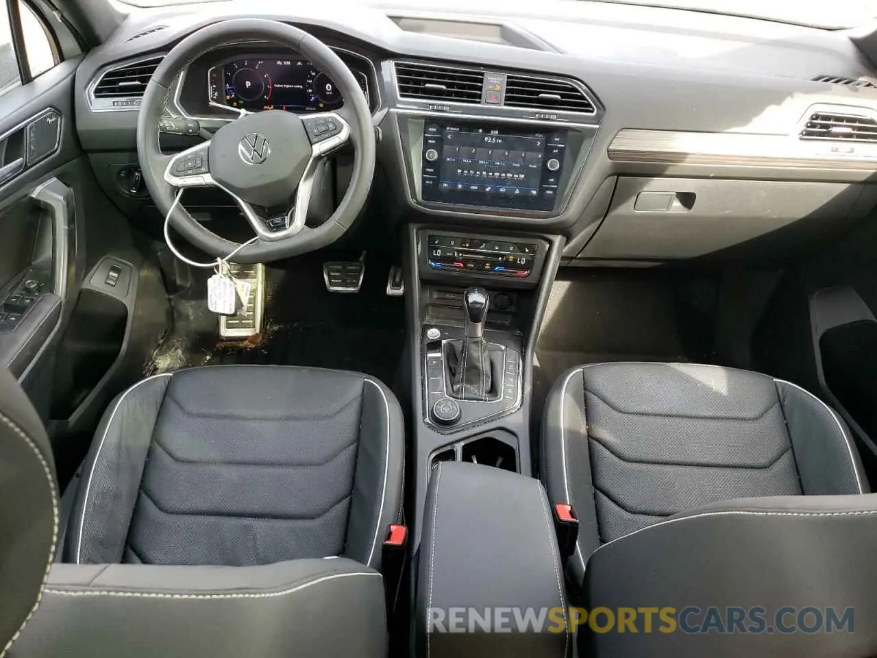 8 Фотография поврежденного автомобиля 3VV4B7AX6PM063757 VOLKSWAGEN TIGUAN 2023