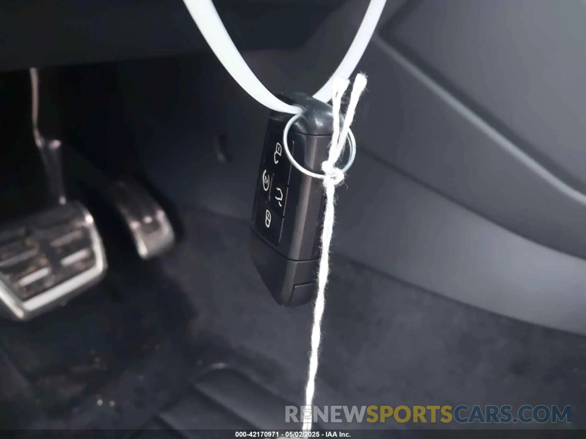 11 Photograph of a damaged car 3VV4B7AX8PM038455 VOLKSWAGEN TIGUAN 2023