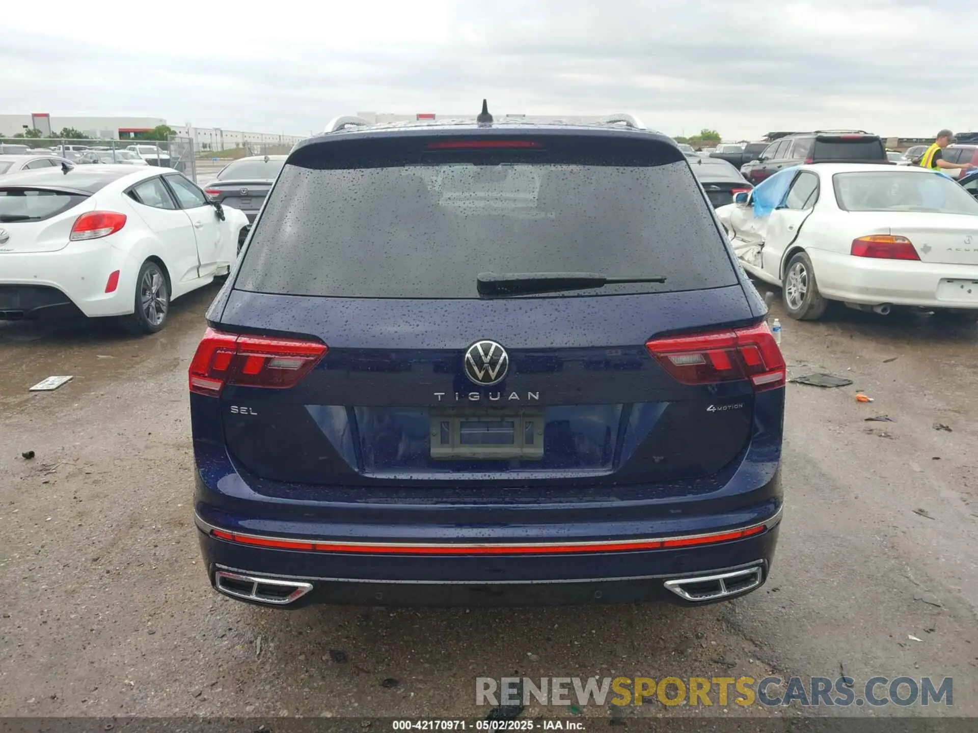16 Photograph of a damaged car 3VV4B7AX8PM038455 VOLKSWAGEN TIGUAN 2023