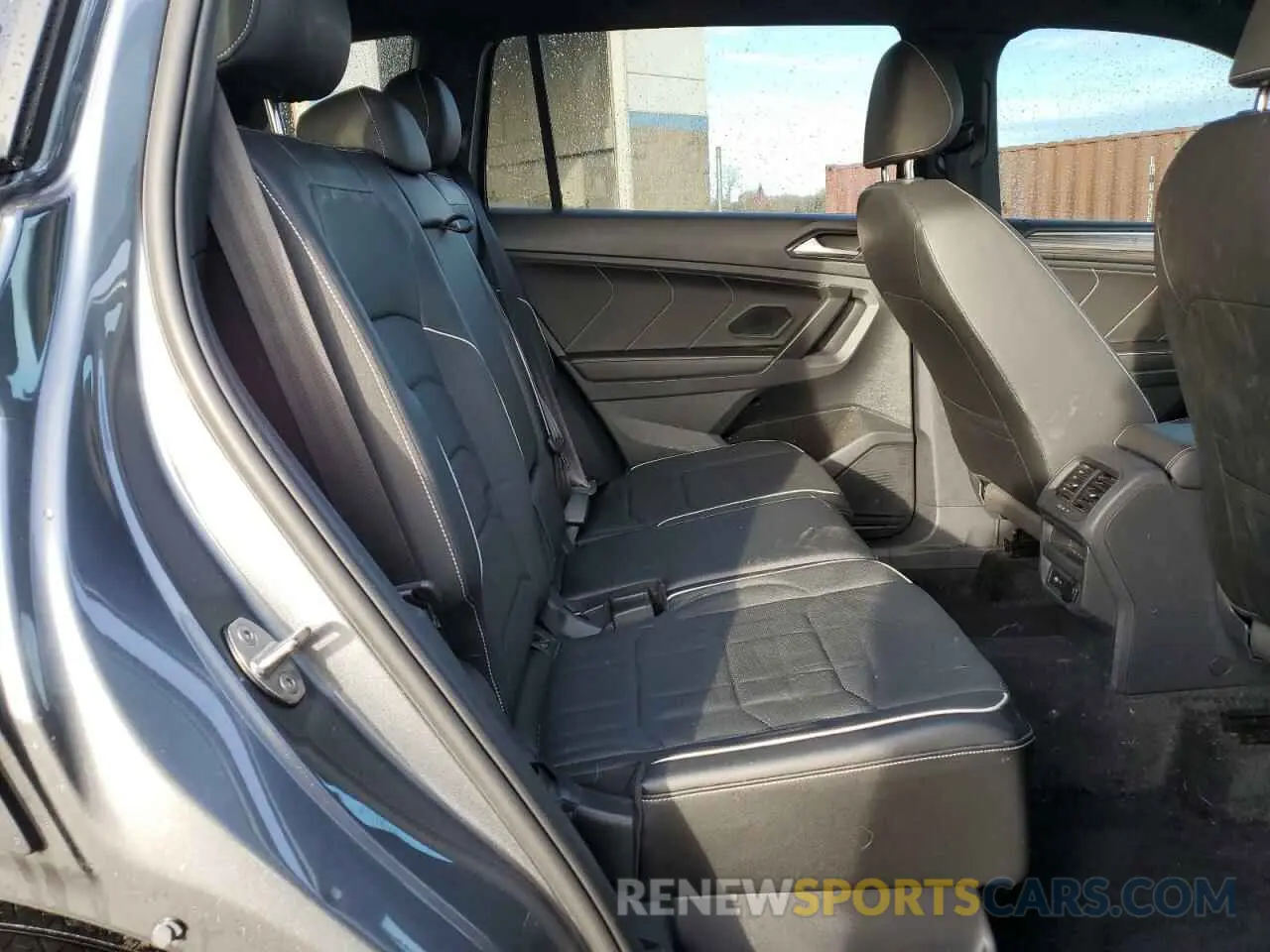10 Фотография поврежденного автомобиля 3VV4B7AXXPM036397 VOLKSWAGEN TIGUAN 2023
