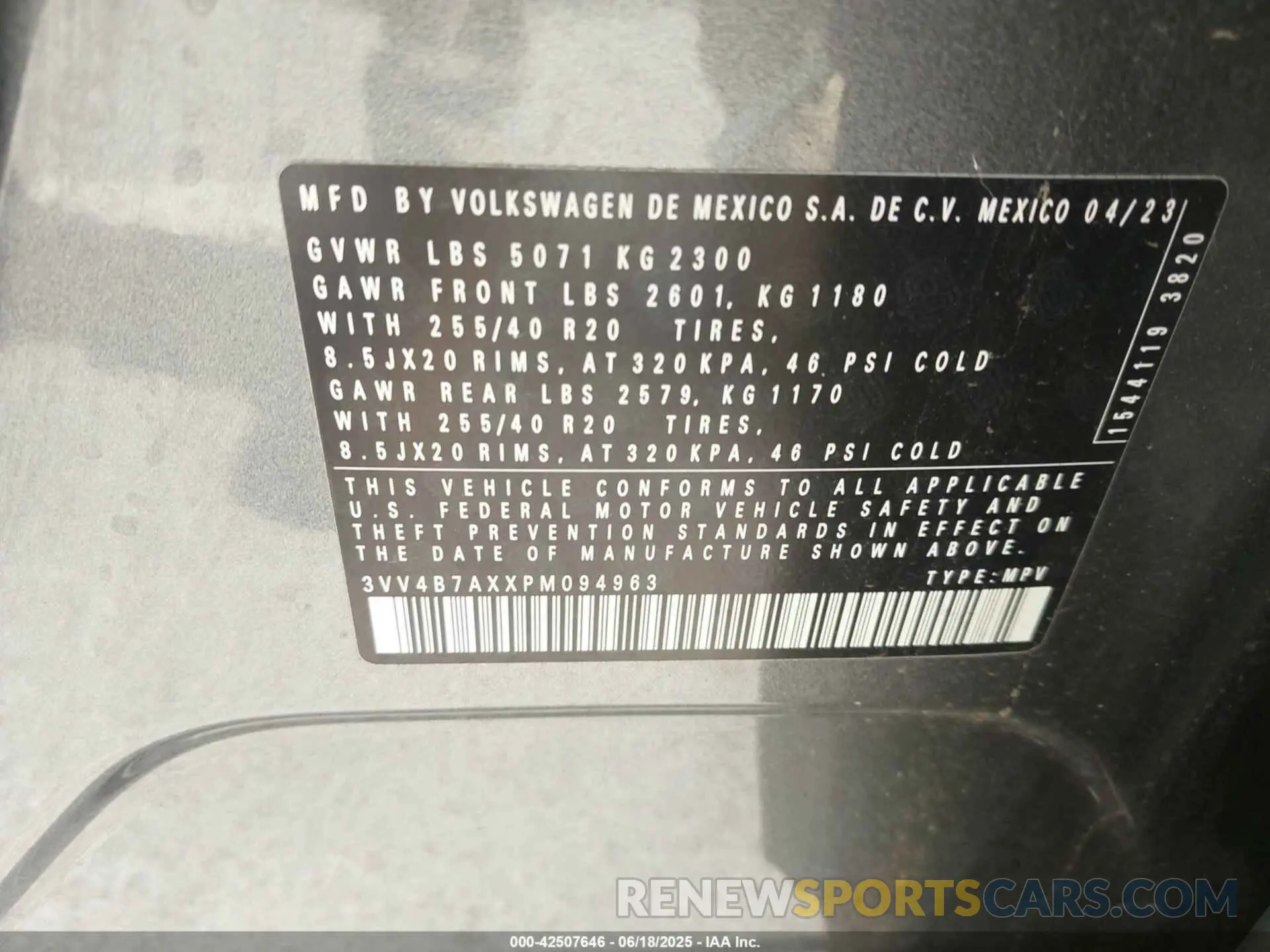 9 Photograph of a damaged car 3VV4B7AXXPM094963 VOLKSWAGEN TIGUAN 2023