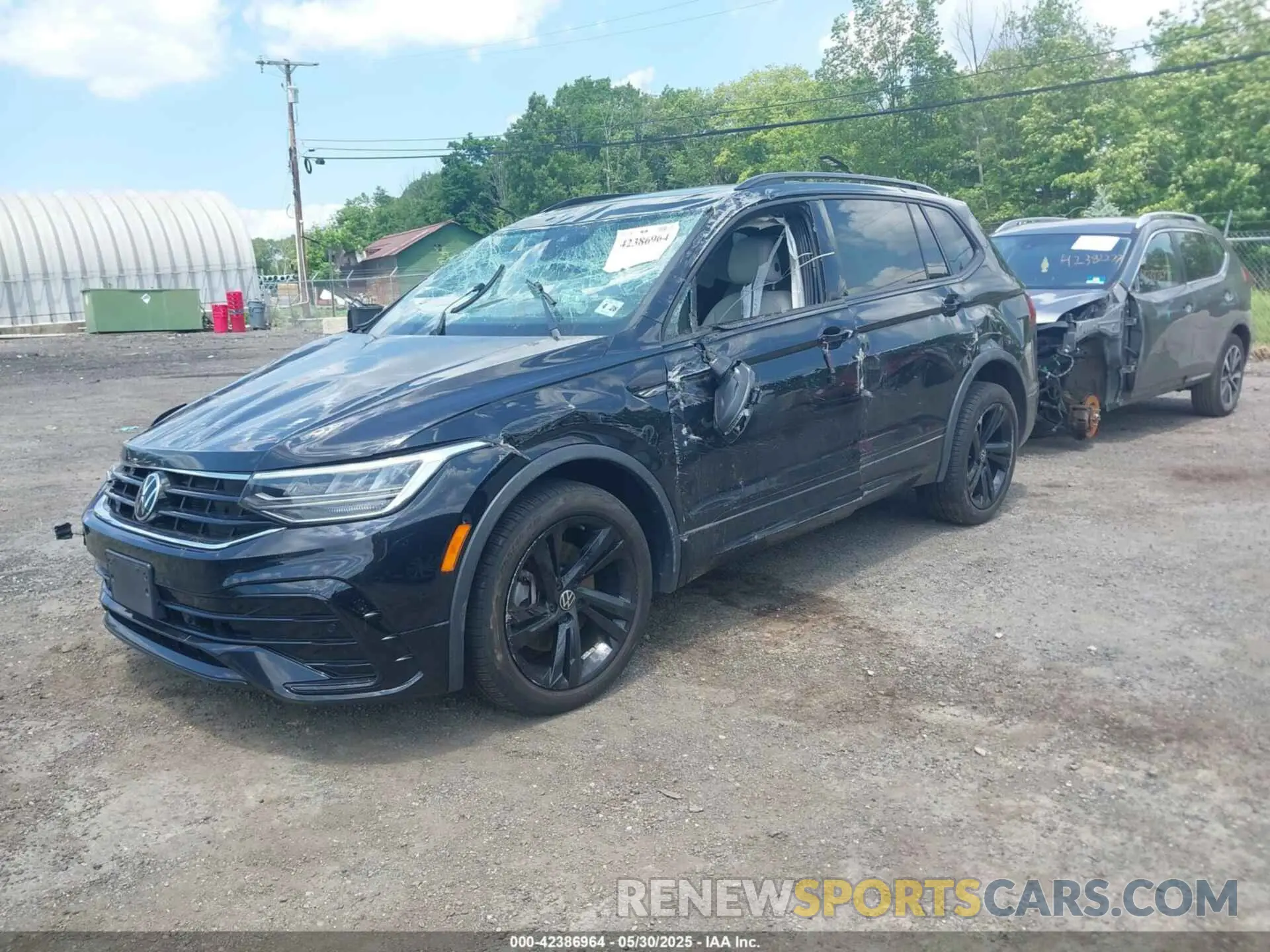2 Photograph of a damaged car 3VV8B7AX2PM070934 VOLKSWAGEN TIGUAN 2023