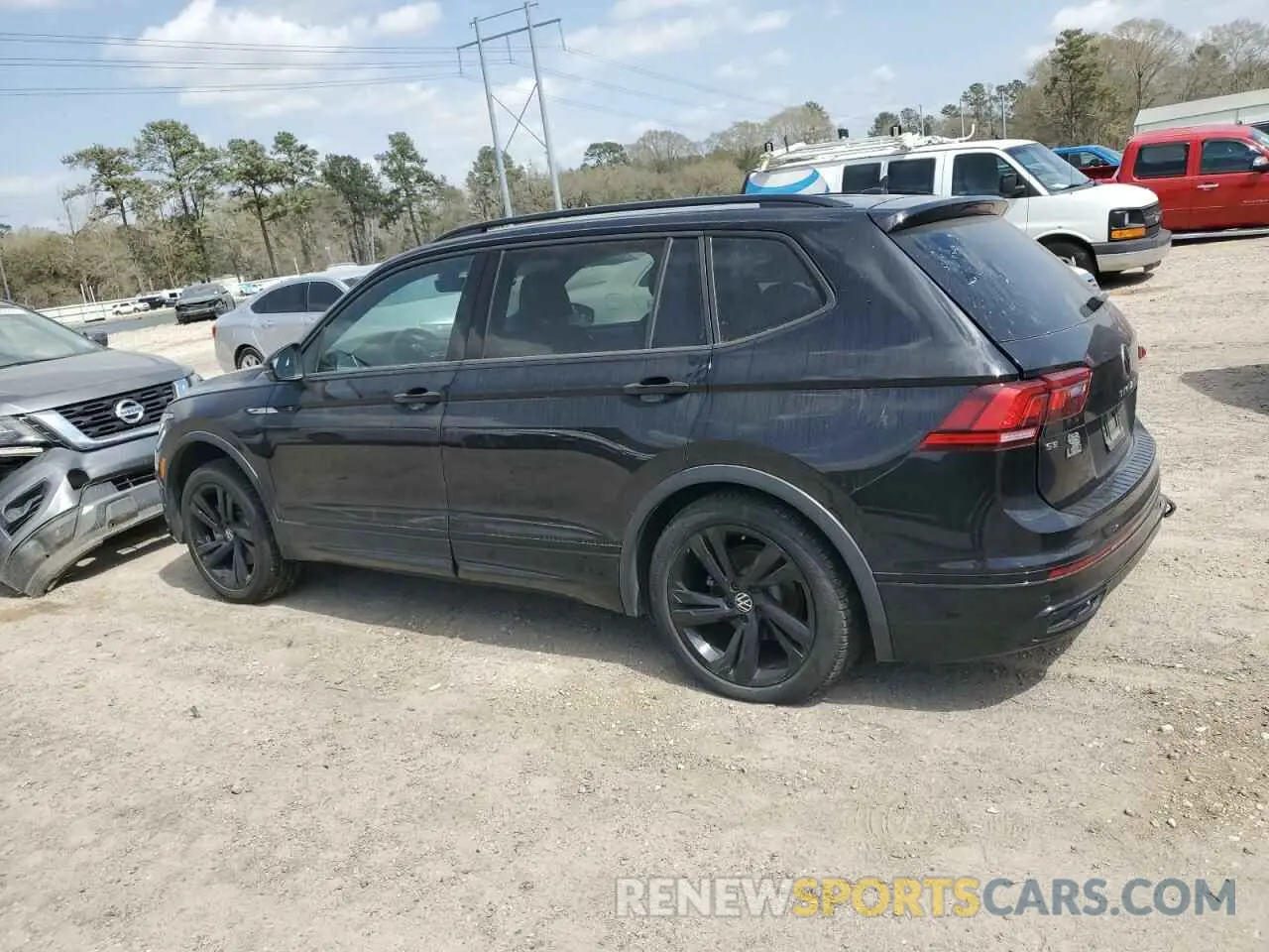 2 Photograph of a damaged car 3VVCB7AX7PM101508 VOLKSWAGEN TIGUAN 2023