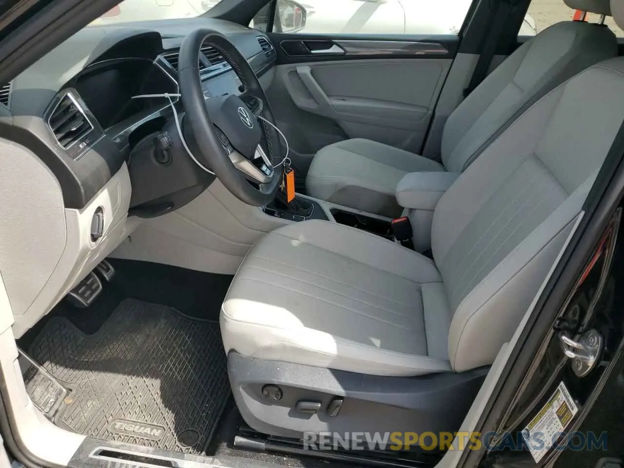 7 Photograph of a damaged car 3VVCB7AX7PM101508 VOLKSWAGEN TIGUAN 2023