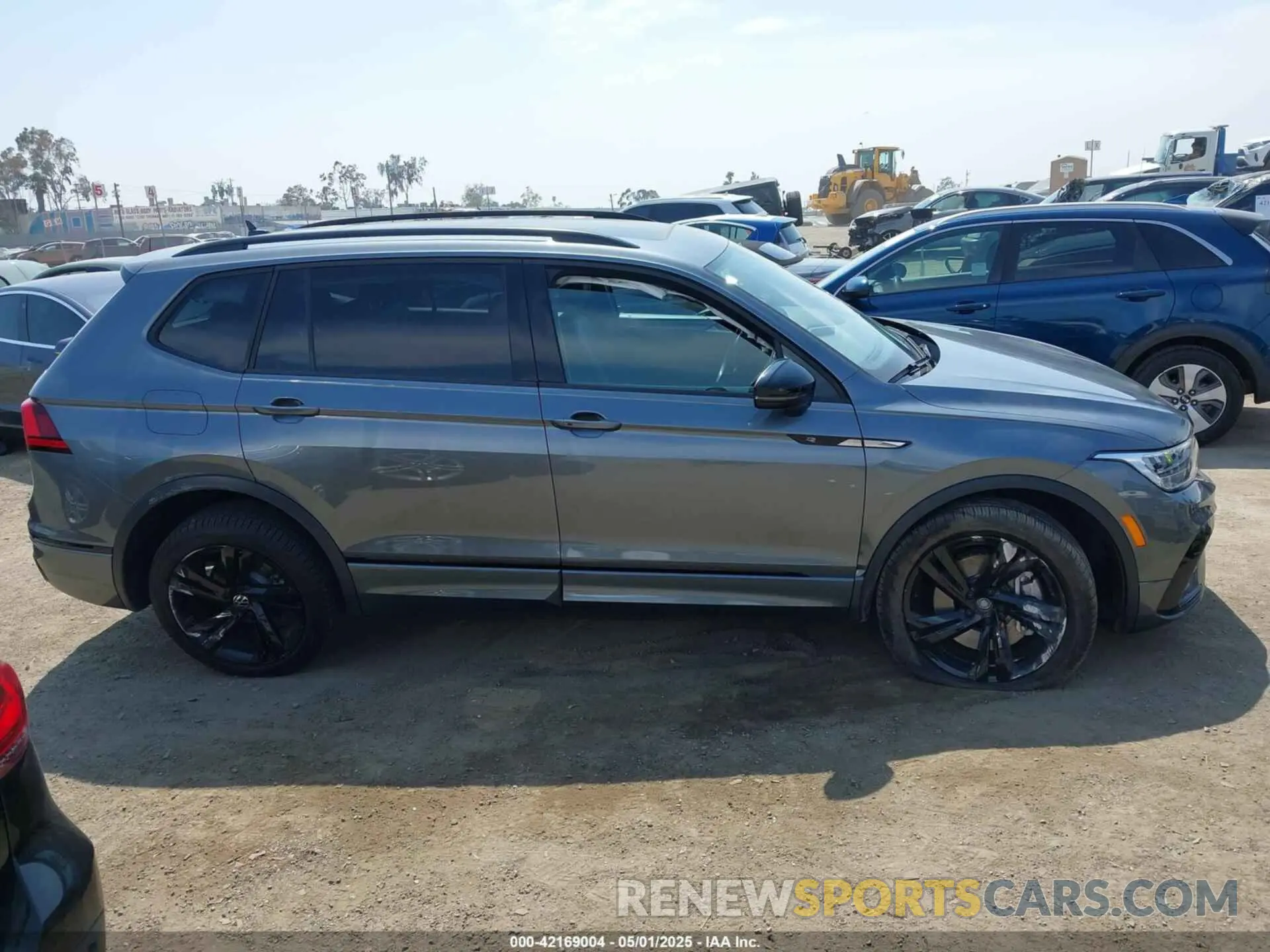 12 Фотография поврежденного автомобиля 3VVCB7AX8PM036684 VOLKSWAGEN TIGUAN 2023