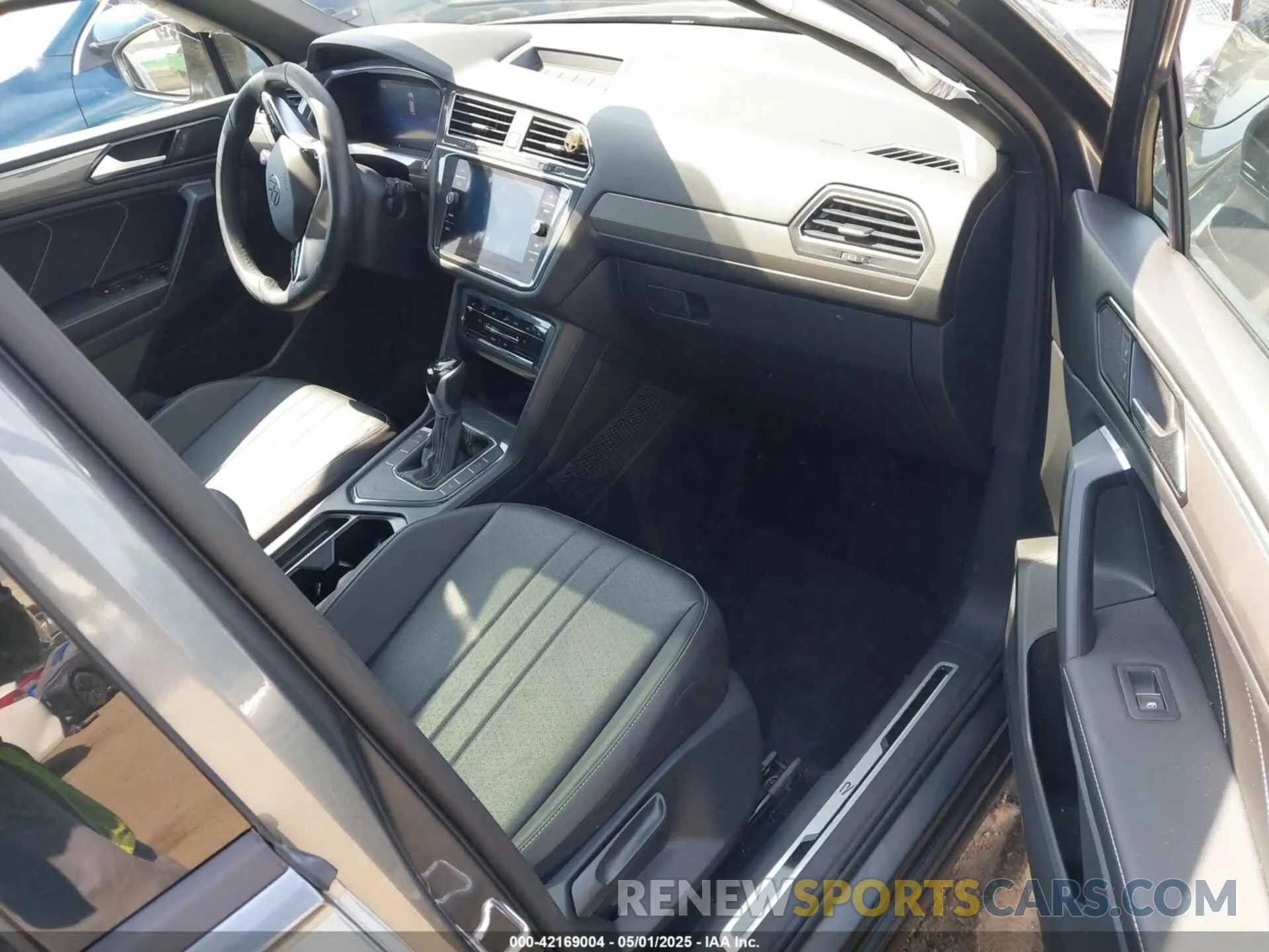 5 Фотография поврежденного автомобиля 3VVCB7AX8PM036684 VOLKSWAGEN TIGUAN 2023