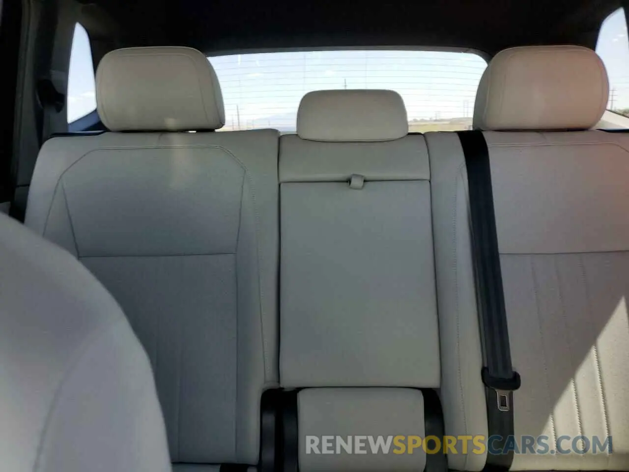10 Photograph of a damaged car 3VVCB7AXXPM038789 VOLKSWAGEN TIGUAN 2023