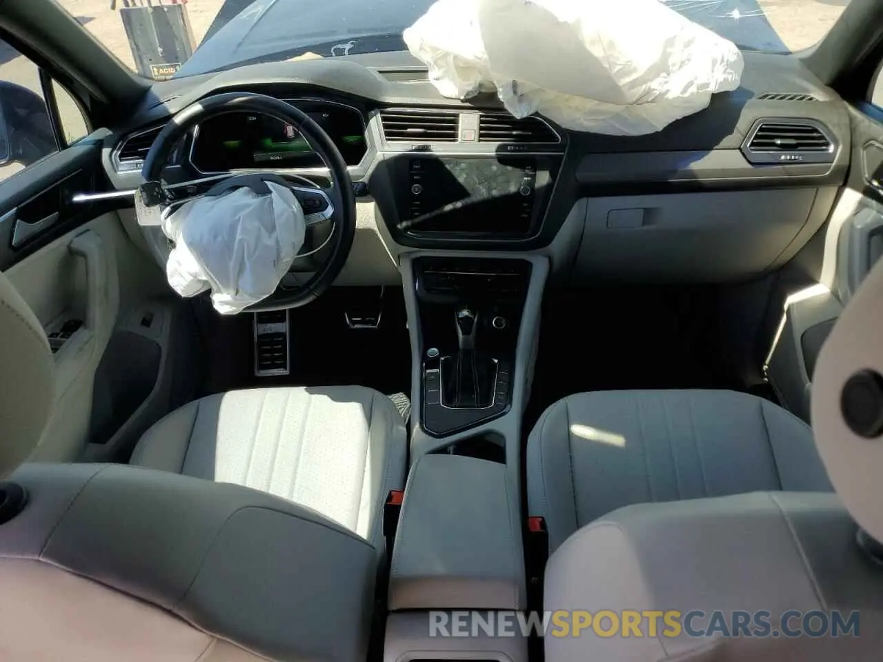 8 Photograph of a damaged car 3VVCB7AXXPM038789 VOLKSWAGEN TIGUAN 2023