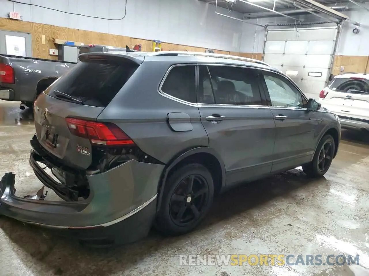 3 Photograph of a damaged car 3VVMB7AX1PM011274 VOLKSWAGEN TIGUAN 2023