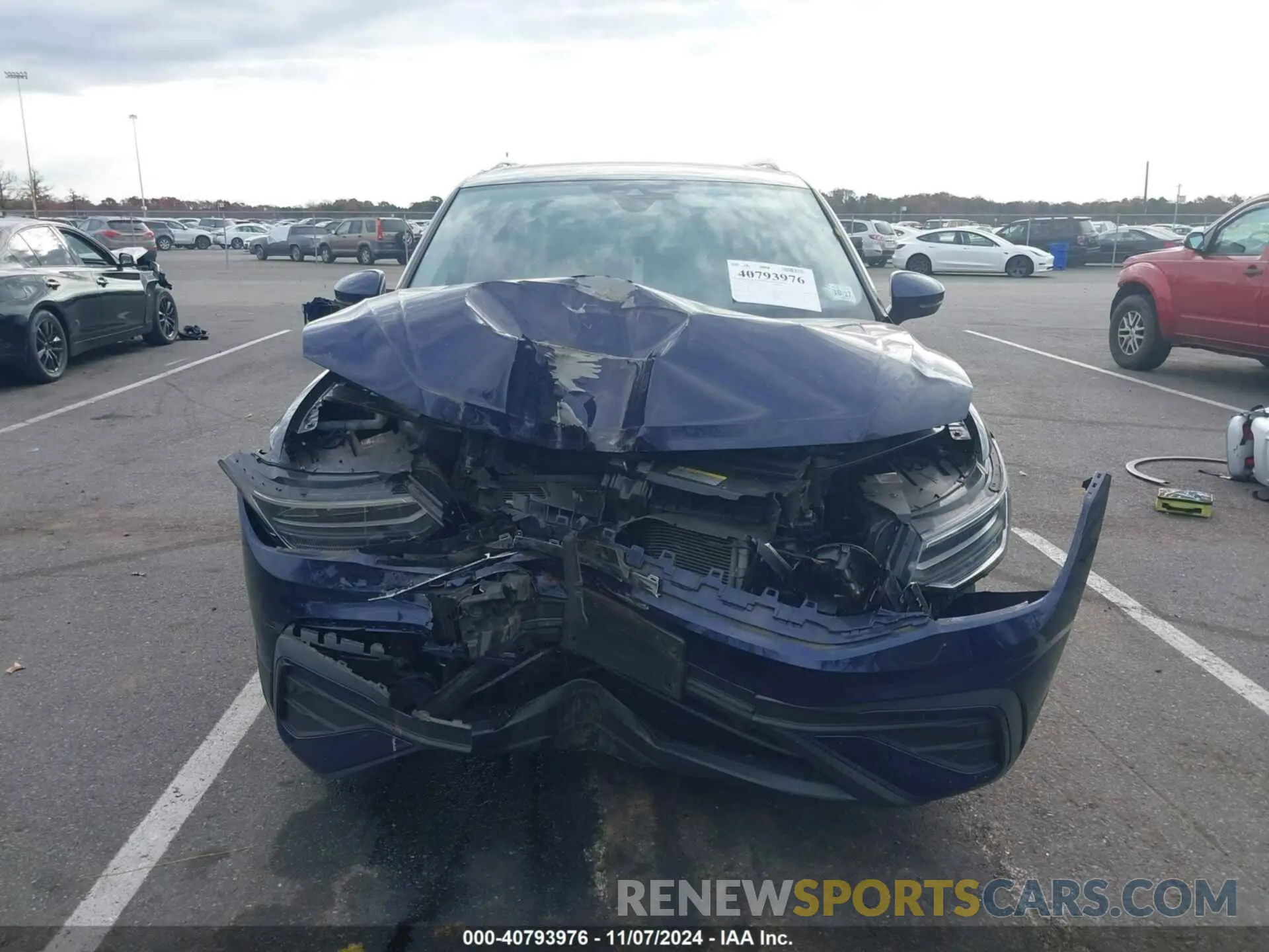 12 Photograph of a damaged car 3VVMB7AX3PM006867 VOLKSWAGEN TIGUAN 2023