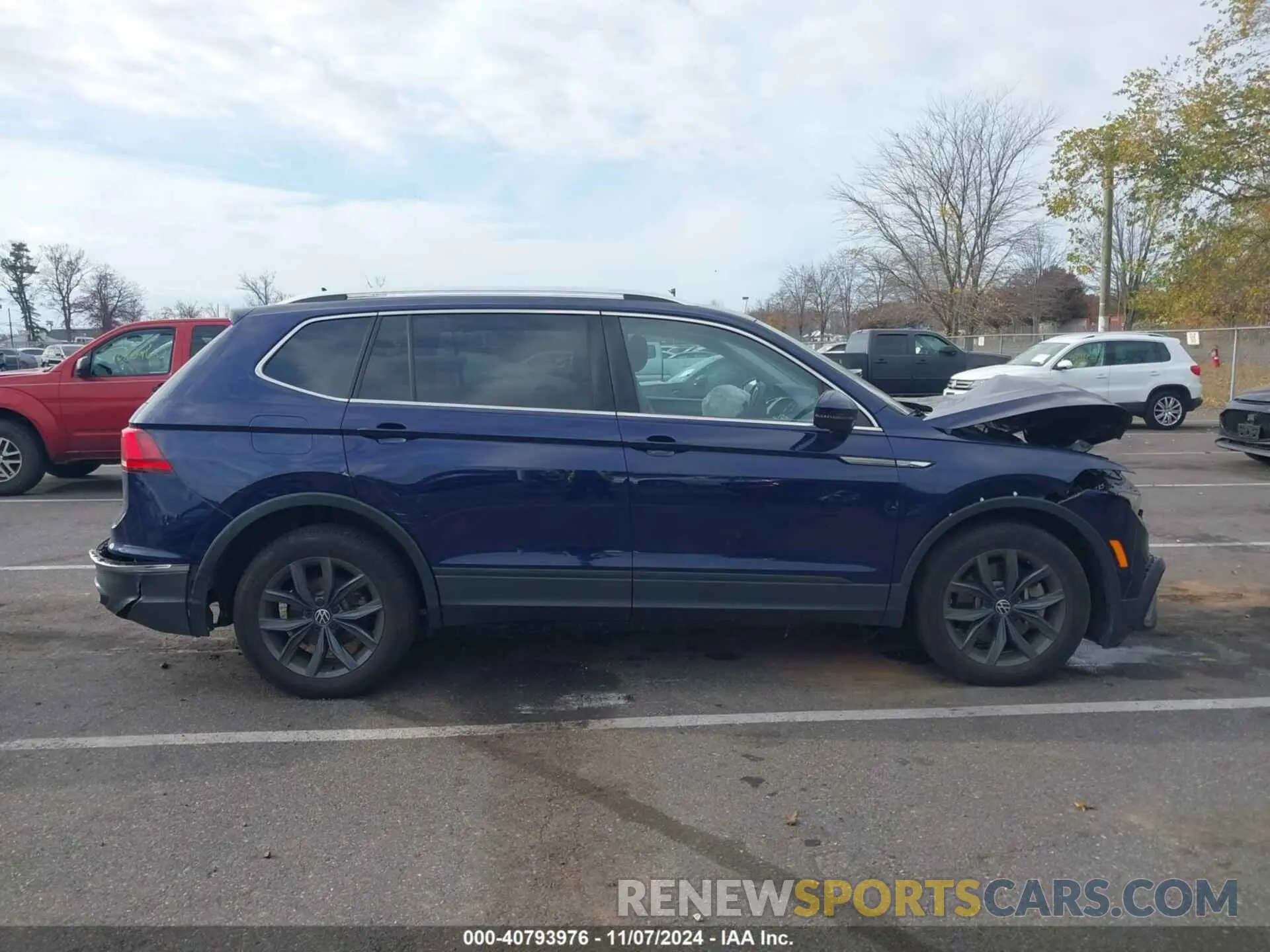 13 Photograph of a damaged car 3VVMB7AX3PM006867 VOLKSWAGEN TIGUAN 2023