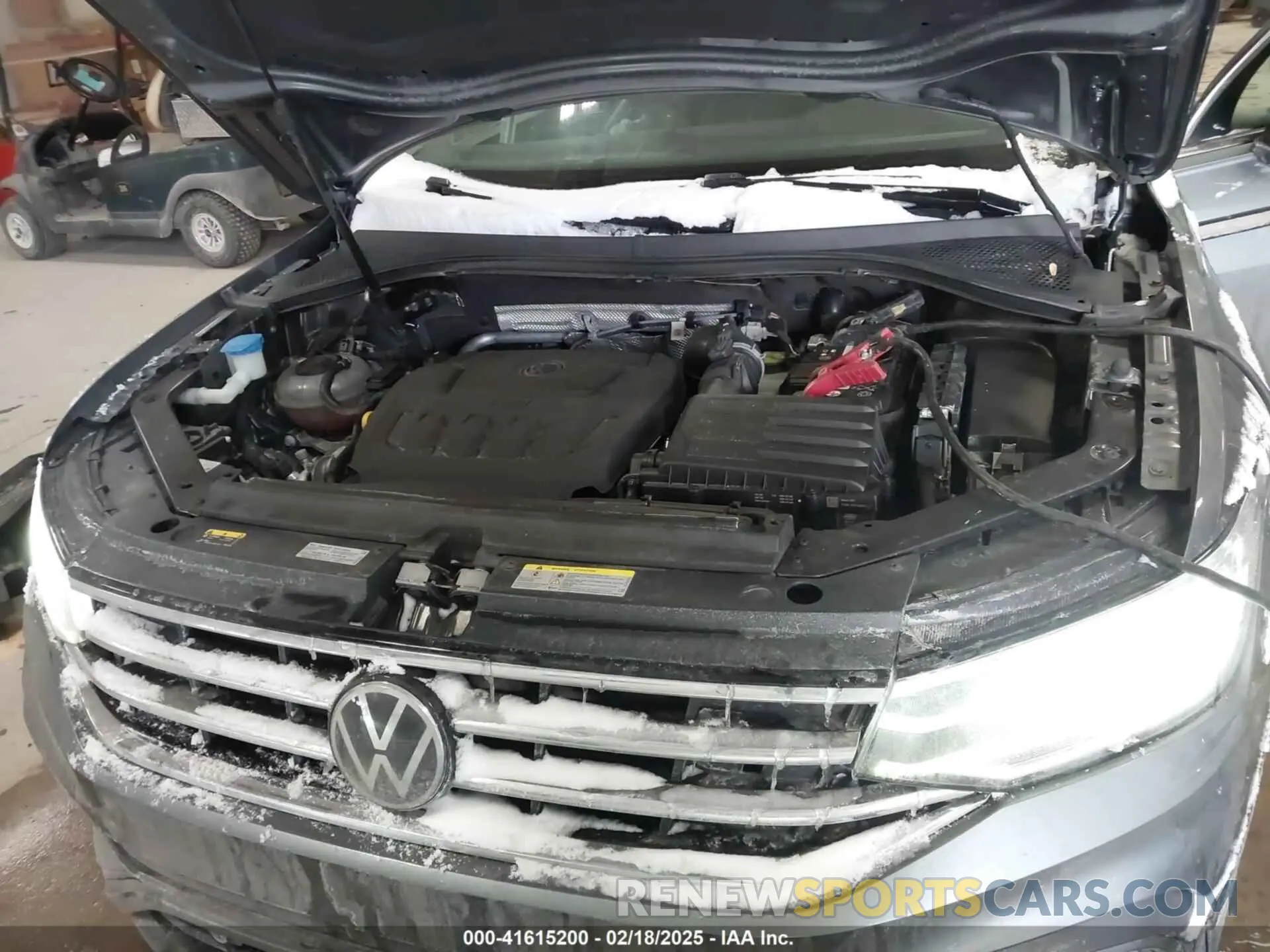 10 Photograph of a damaged car 3VVMB7AX5PM013447 VOLKSWAGEN TIGUAN 2023