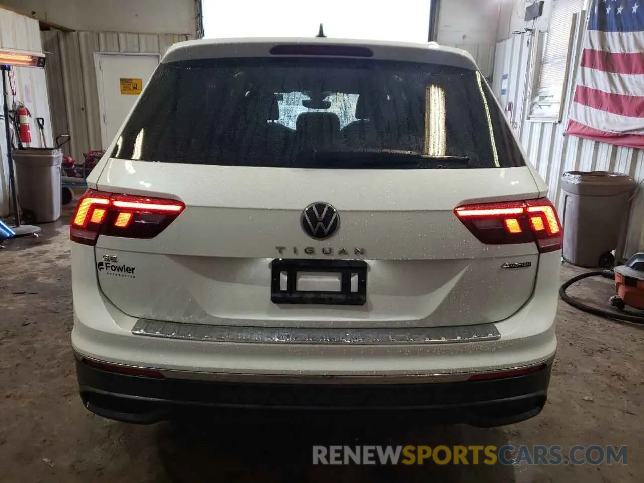 6 Photograph of a damaged car 3VVMB7AX6PM028670 VOLKSWAGEN TIGUAN 2023