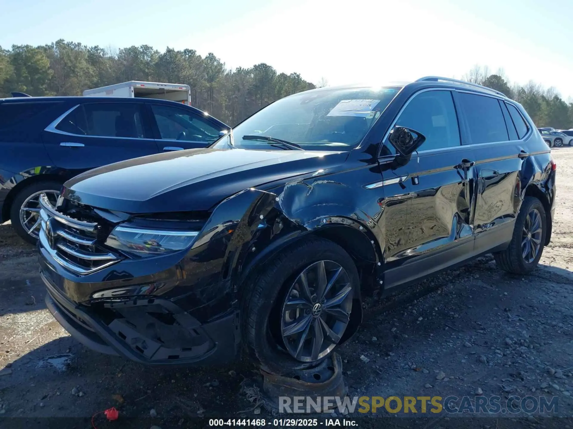 6 Photograph of a damaged car 3VVMB7AX7PM032629 VOLKSWAGEN TIGUAN 2023