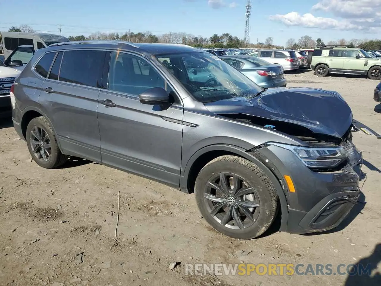 4 Photograph of a damaged car 3VVMB7AX9PM018778 VOLKSWAGEN TIGUAN 2023
