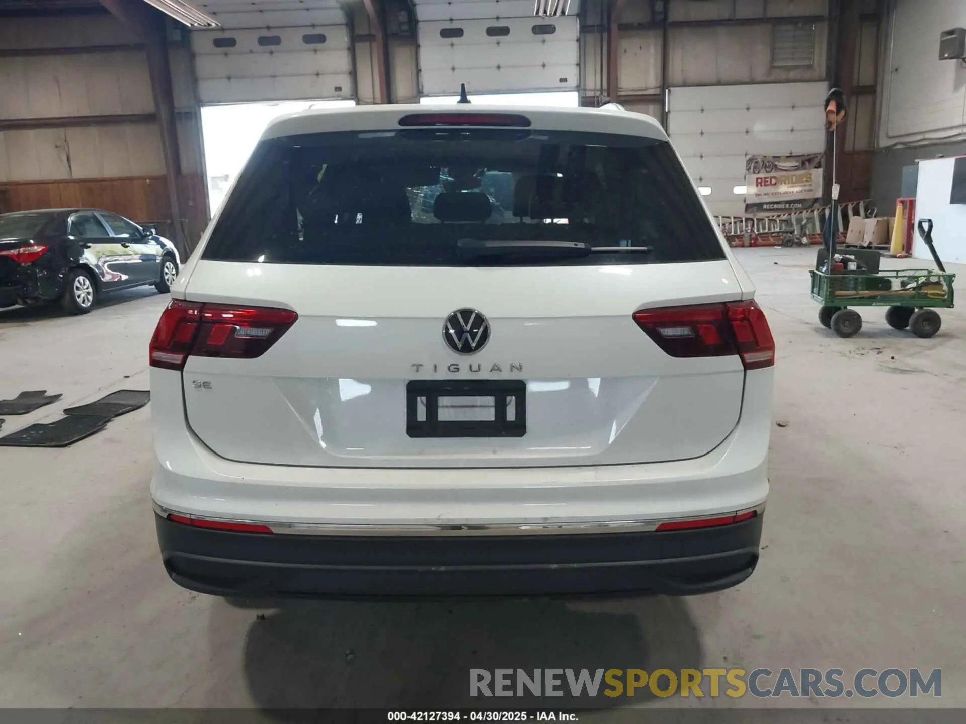 17 Фотография поврежденного автомобиля 3VVNB7AX5PM096138 VOLKSWAGEN TIGUAN 2023