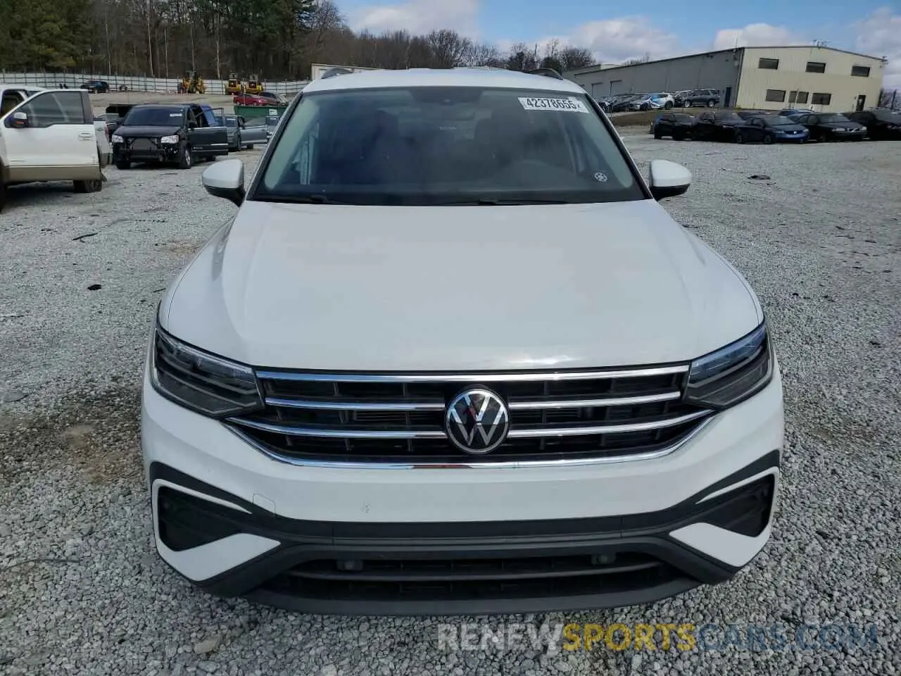 5 Фотография поврежденного автомобиля 3VVRB7AX1PM054678 VOLKSWAGEN TIGUAN 2023