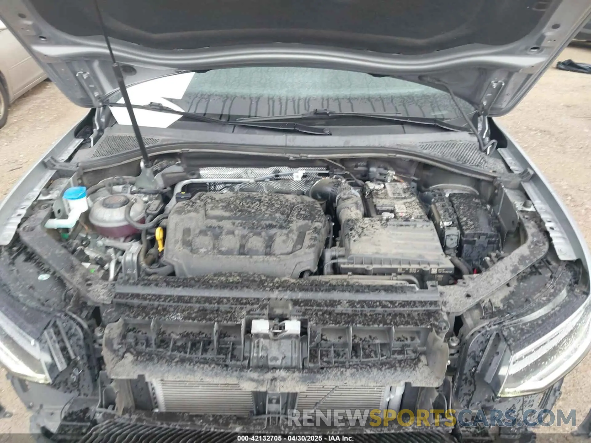 10 Photograph of a damaged car 3VVRB7AX4PM015440 VOLKSWAGEN TIGUAN 2023