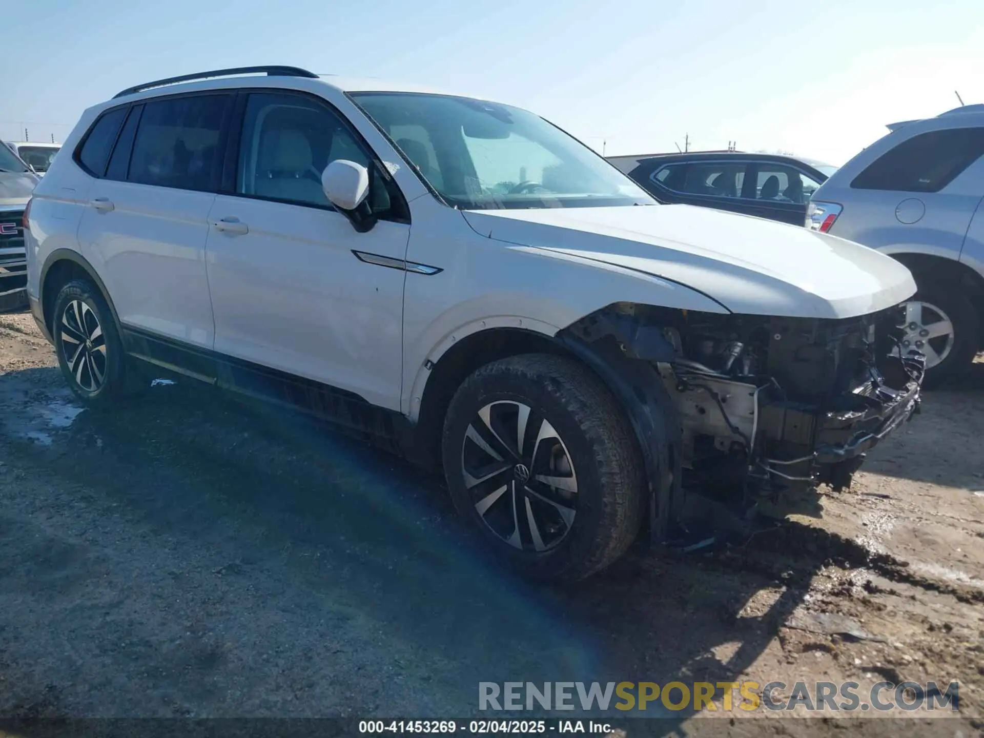 1 Photograph of a damaged car 3VVRB7AX7PM076426 VOLKSWAGEN TIGUAN 2023