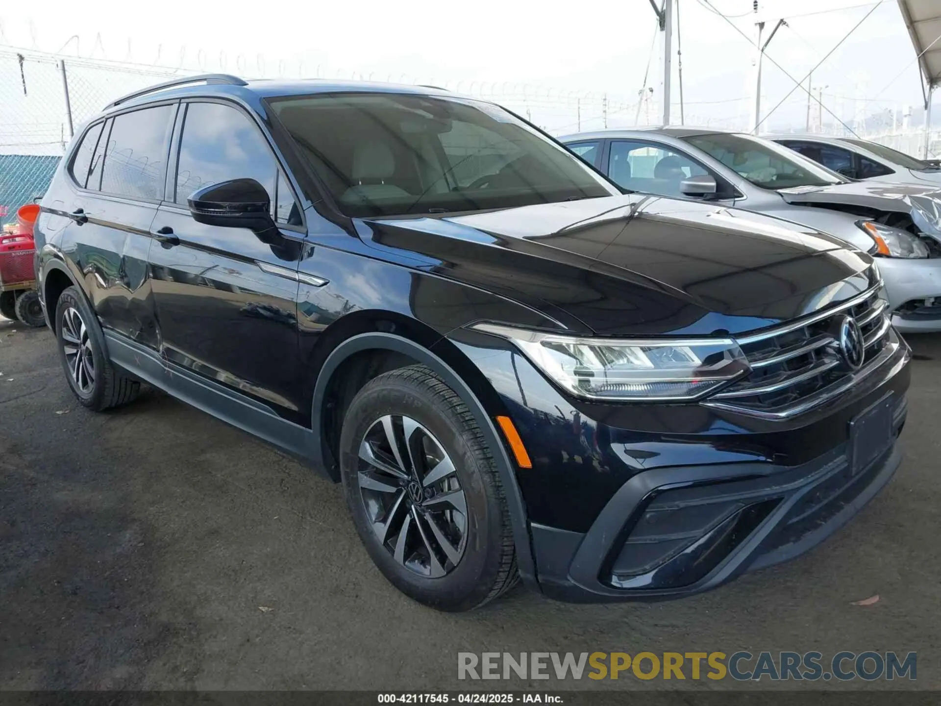 1 Фотография поврежденного автомобиля 3VVRB7AX8PM068965 VOLKSWAGEN TIGUAN 2023