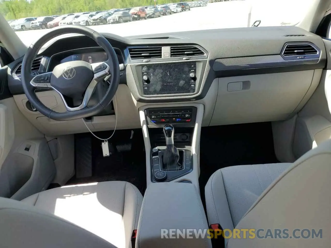 8 Фотография поврежденного автомобиля 3VV2B7AX1RM108386 VOLKSWAGEN TIGUAN 2024
