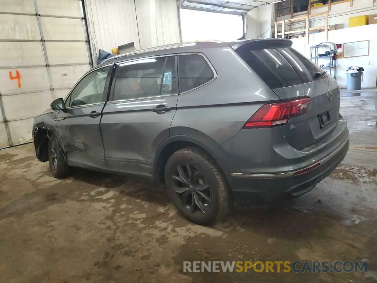2 Photograph of a damaged car 3VV2B7AX3RM194106 VOLKSWAGEN TIGUAN 2024
