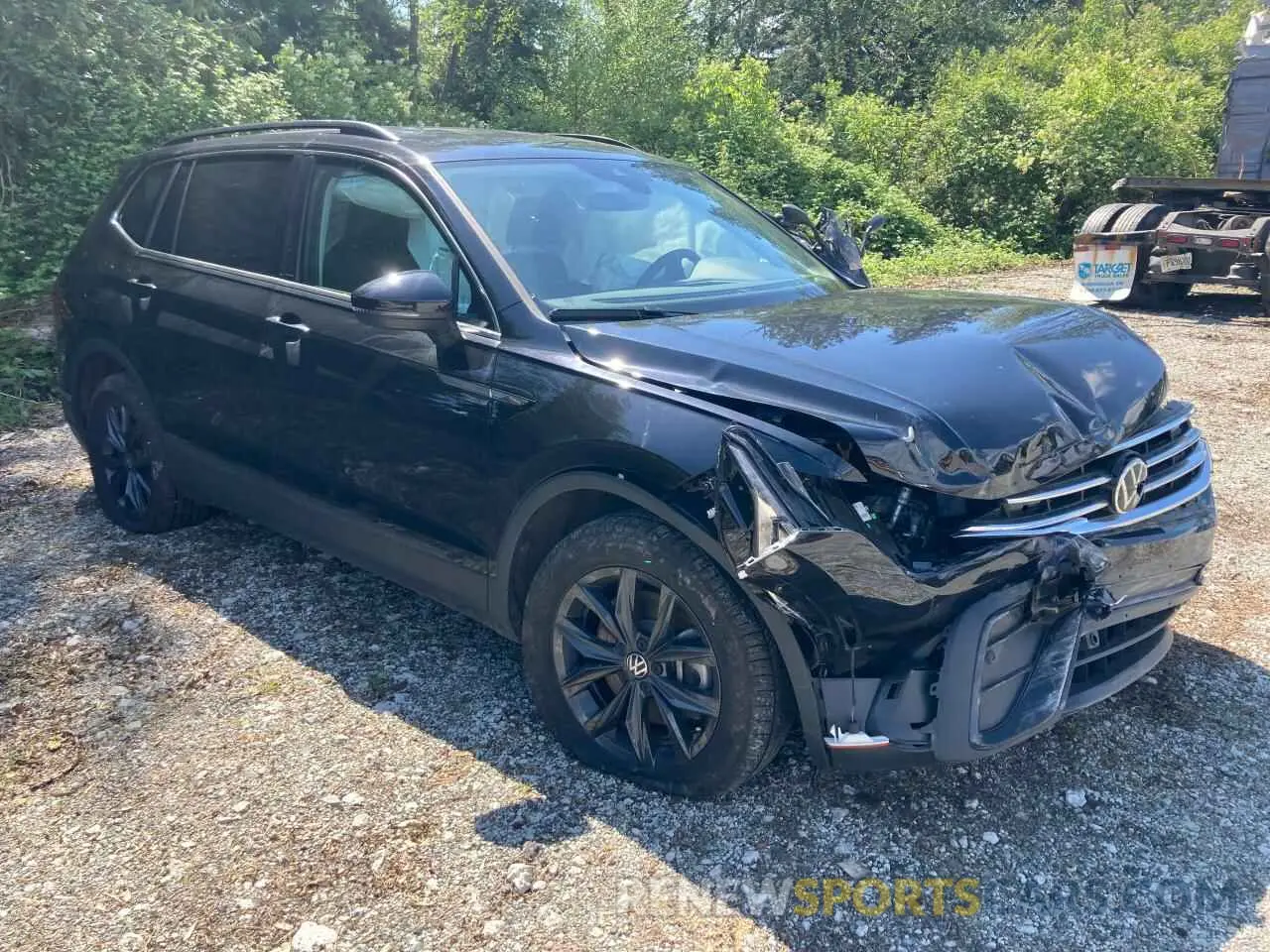 1 Фотография поврежденного автомобиля 3VV2B7AX5RM125661 VOLKSWAGEN TIGUAN 2024