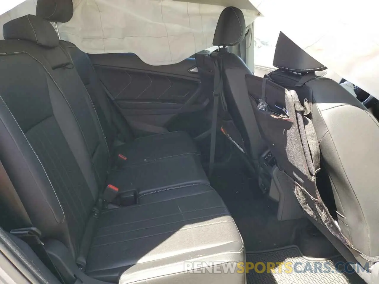 10 Photograph of a damaged car 3VV2B7AX6RM019803 VOLKSWAGEN TIGUAN 2024