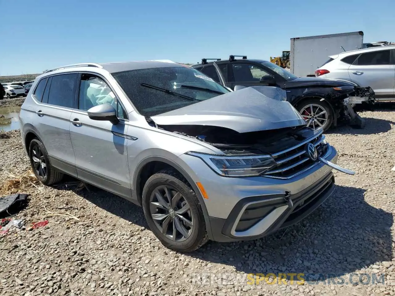4 Photograph of a damaged car 3VV2B7AX6RM019803 VOLKSWAGEN TIGUAN 2024