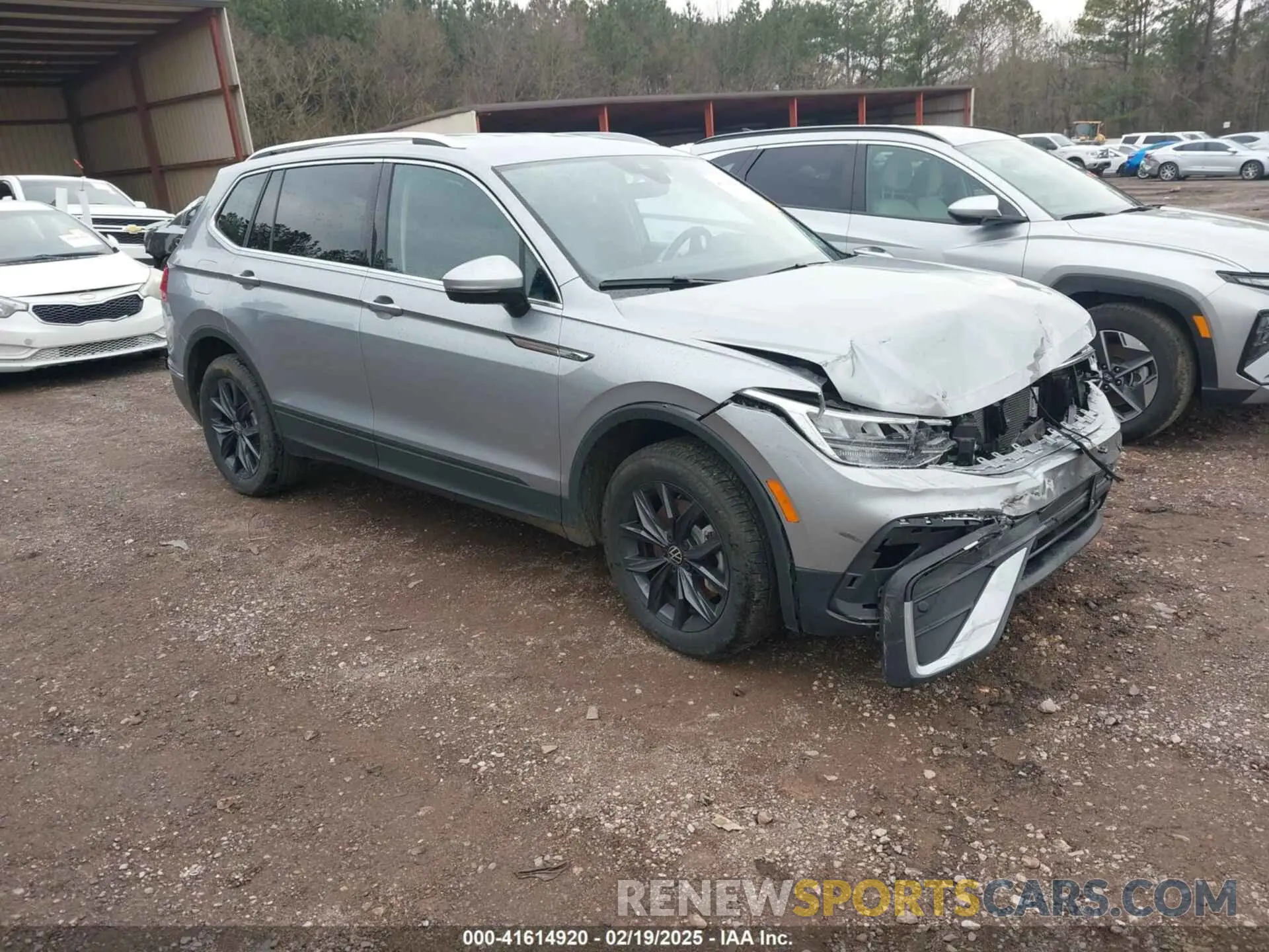 1 Фотография поврежденного автомобиля 3VV2B7AX6RM108965 VOLKSWAGEN TIGUAN 2024