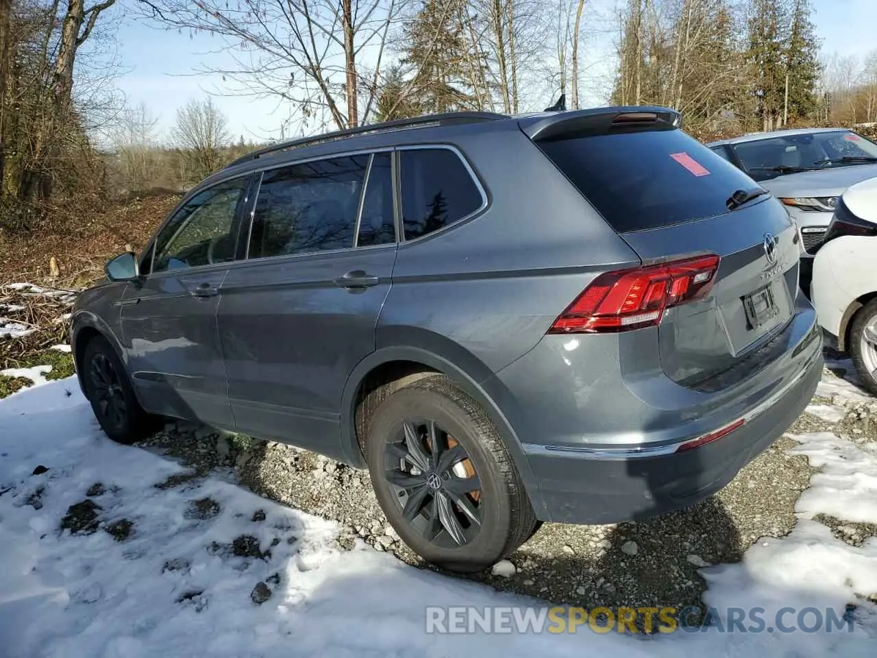 2 Photograph of a damaged car 3VV2B7AX7RM126505 VOLKSWAGEN TIGUAN 2024
