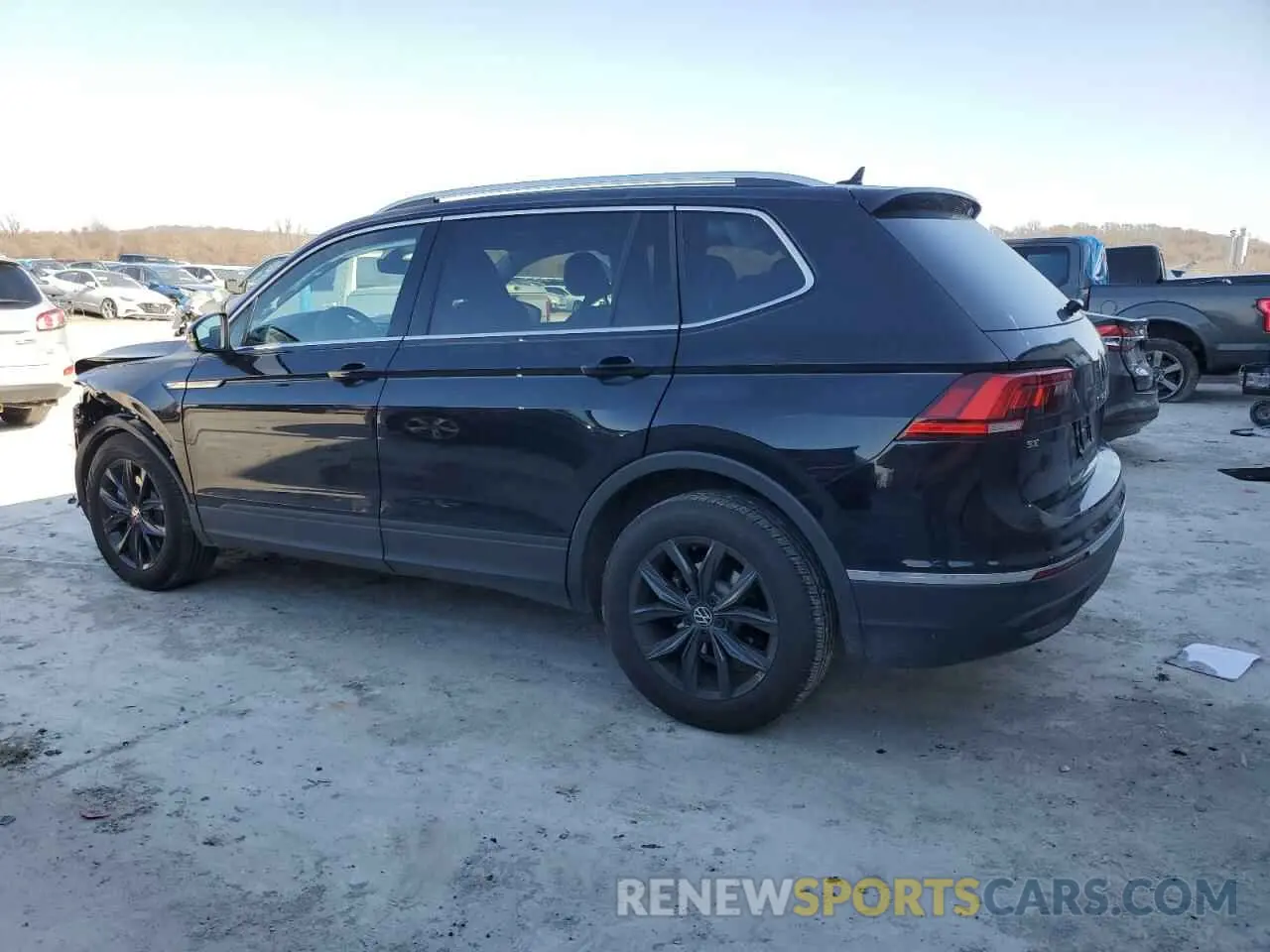 2 Фотография поврежденного автомобиля 3VV2B7AX7RM189426 VOLKSWAGEN TIGUAN 2024