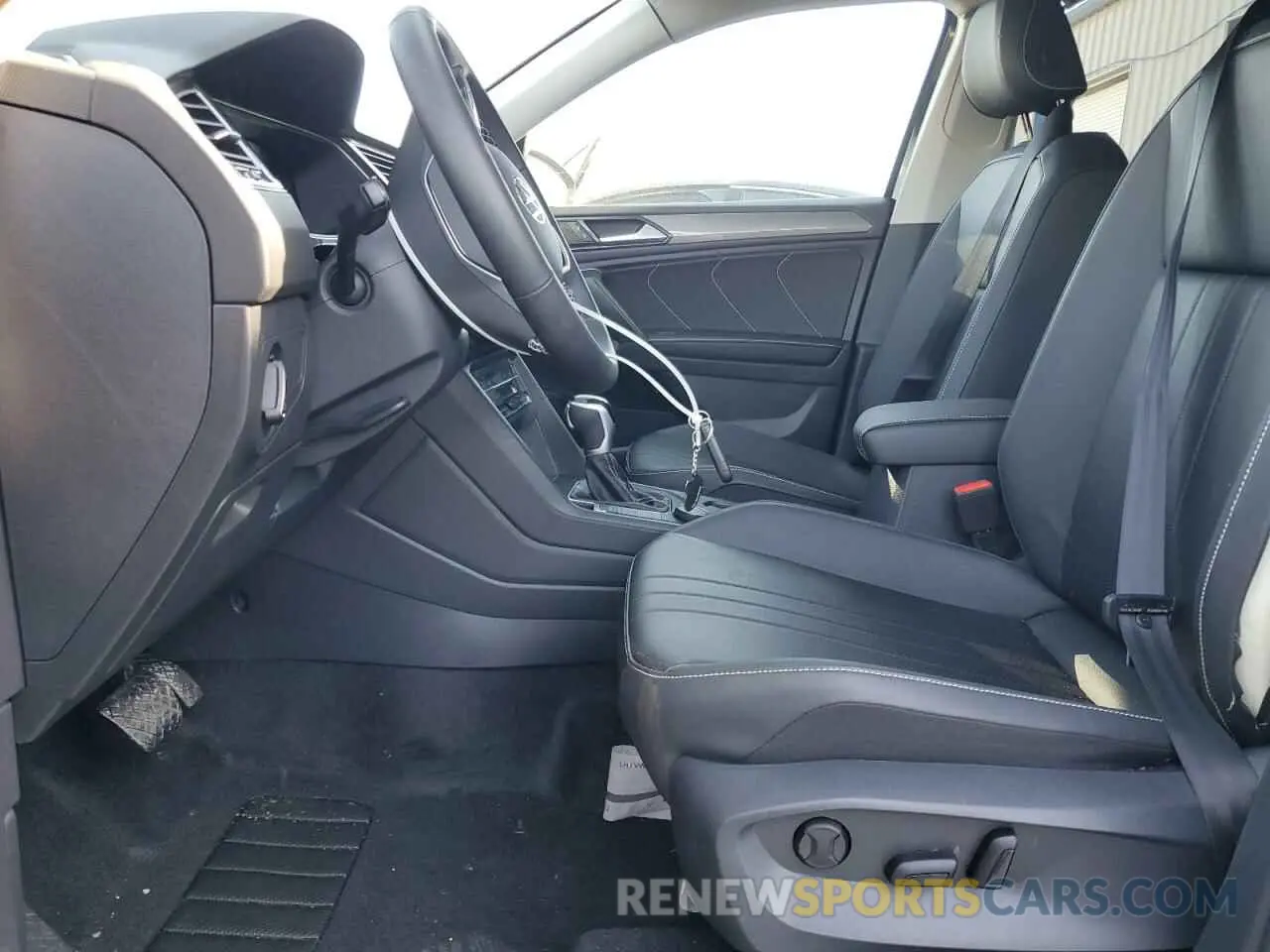 7 Фотография поврежденного автомобиля 3VV2B7AX7RM189426 VOLKSWAGEN TIGUAN 2024