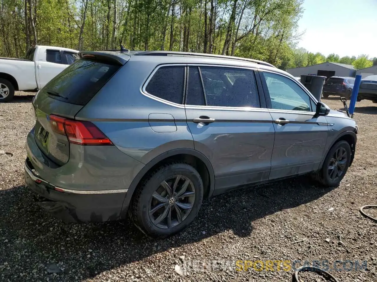 3 Photograph of a damaged car 3VV2B7AX9RM124058 VOLKSWAGEN TIGUAN 2024