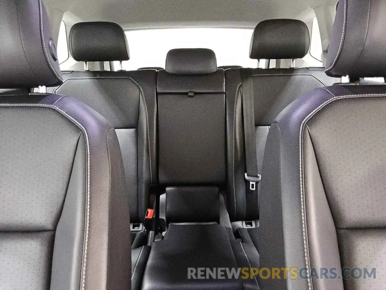 10 Photograph of a damaged car 3VV3B7AX1RM060831 VOLKSWAGEN TIGUAN 2024