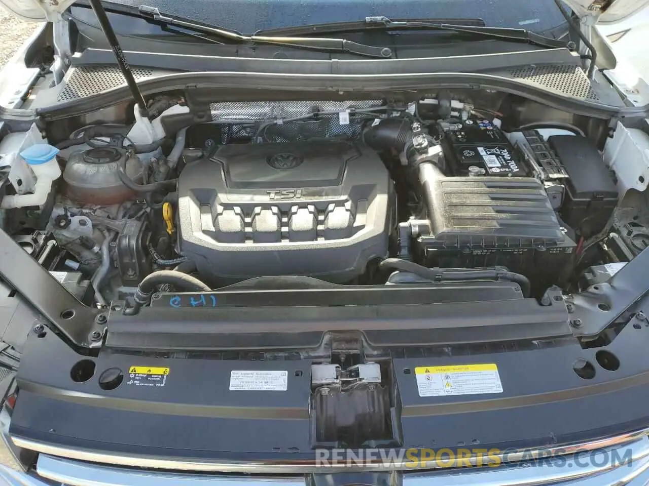 12 Photograph of a damaged car 3VV3B7AX3RM002039 VOLKSWAGEN TIGUAN 2024