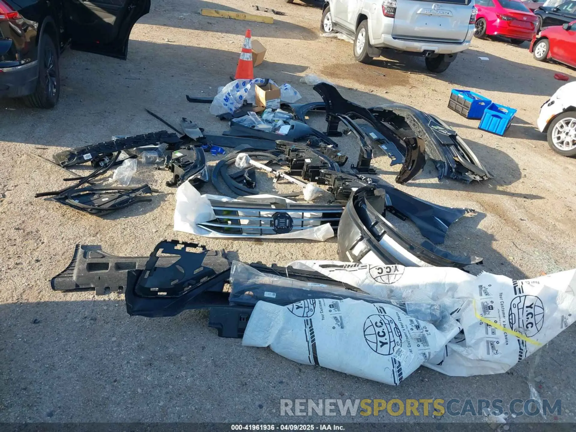 21 Photograph of a damaged car 3VV3B7AX4RM184821 VOLKSWAGEN TIGUAN 2024