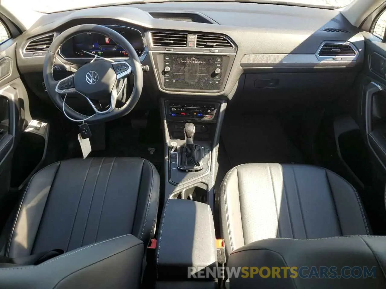 8 Фотография поврежденного автомобиля 3VV3B7AX7RM093378 VOLKSWAGEN TIGUAN 2024