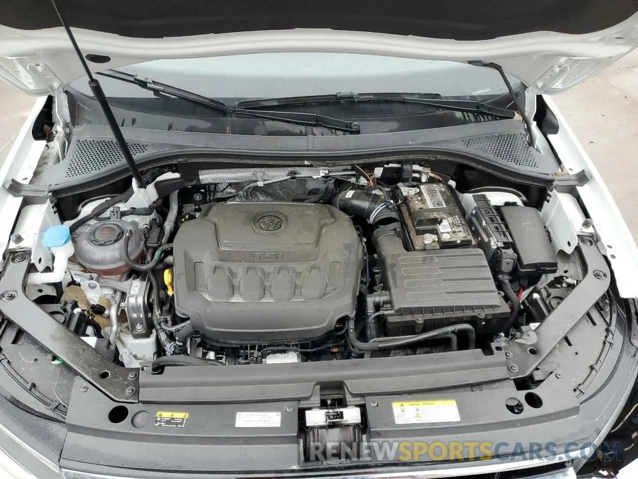 12 Photograph of a damaged car 3VV3B7AX8RM115436 VOLKSWAGEN TIGUAN 2024